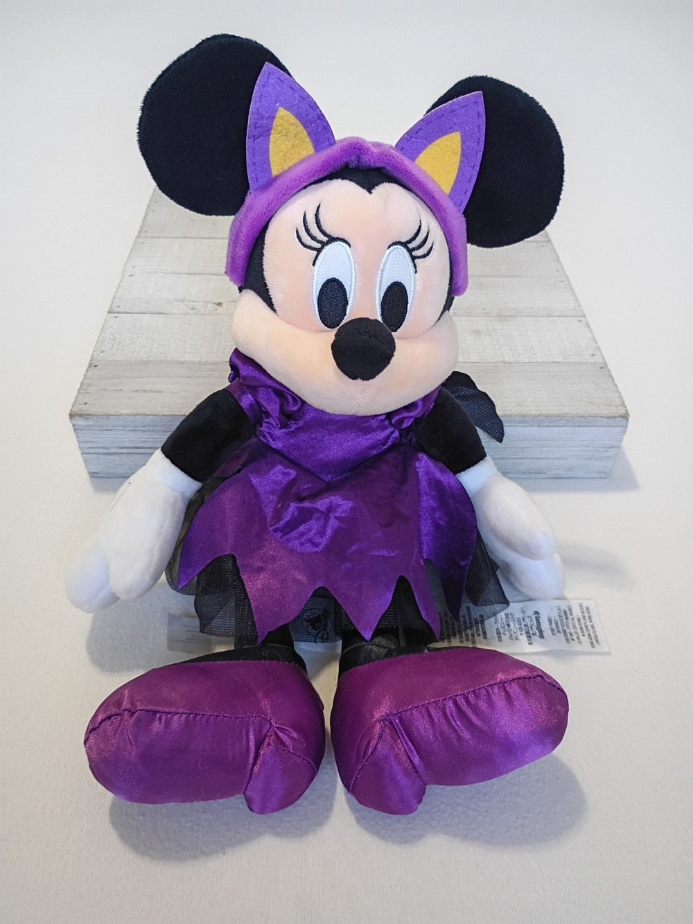 Disney Store Minnie Mouse Halloween Black And Purple Cat Costume Plush Toy 13"